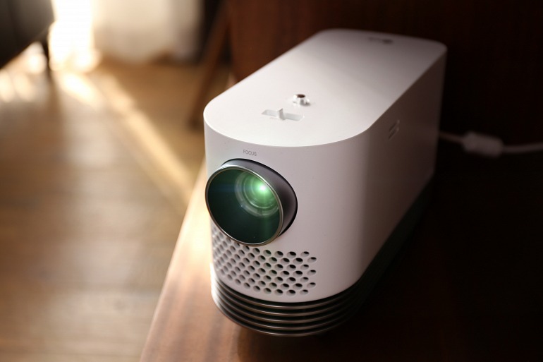 Juega a lo grande con el proyector HF80JG de LG Juega a lo grande con el proyector HF80JG de LG