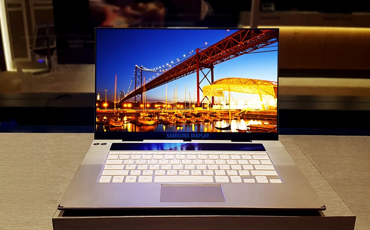 Los primeros OLED van a llegar a los portátiles gracias a Samsung Los primeros OLED van a llegar a los portátiles gracias a Samsung