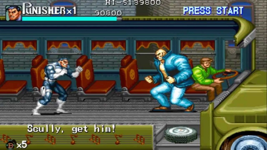 Dos visiones de una misma escena. En la imagen de arriba la versión de Megadrive y más abajo la de recreativas, muy superior lógicamente.
