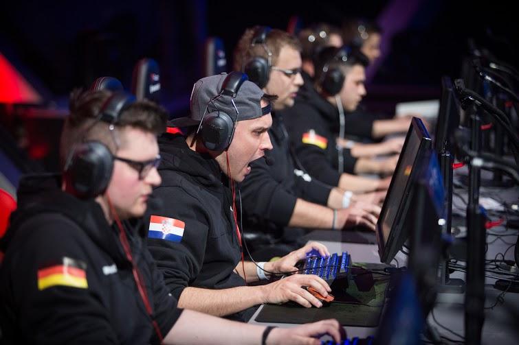 El equipo Navi gana 150.000 dólares en la final de World of Tanks